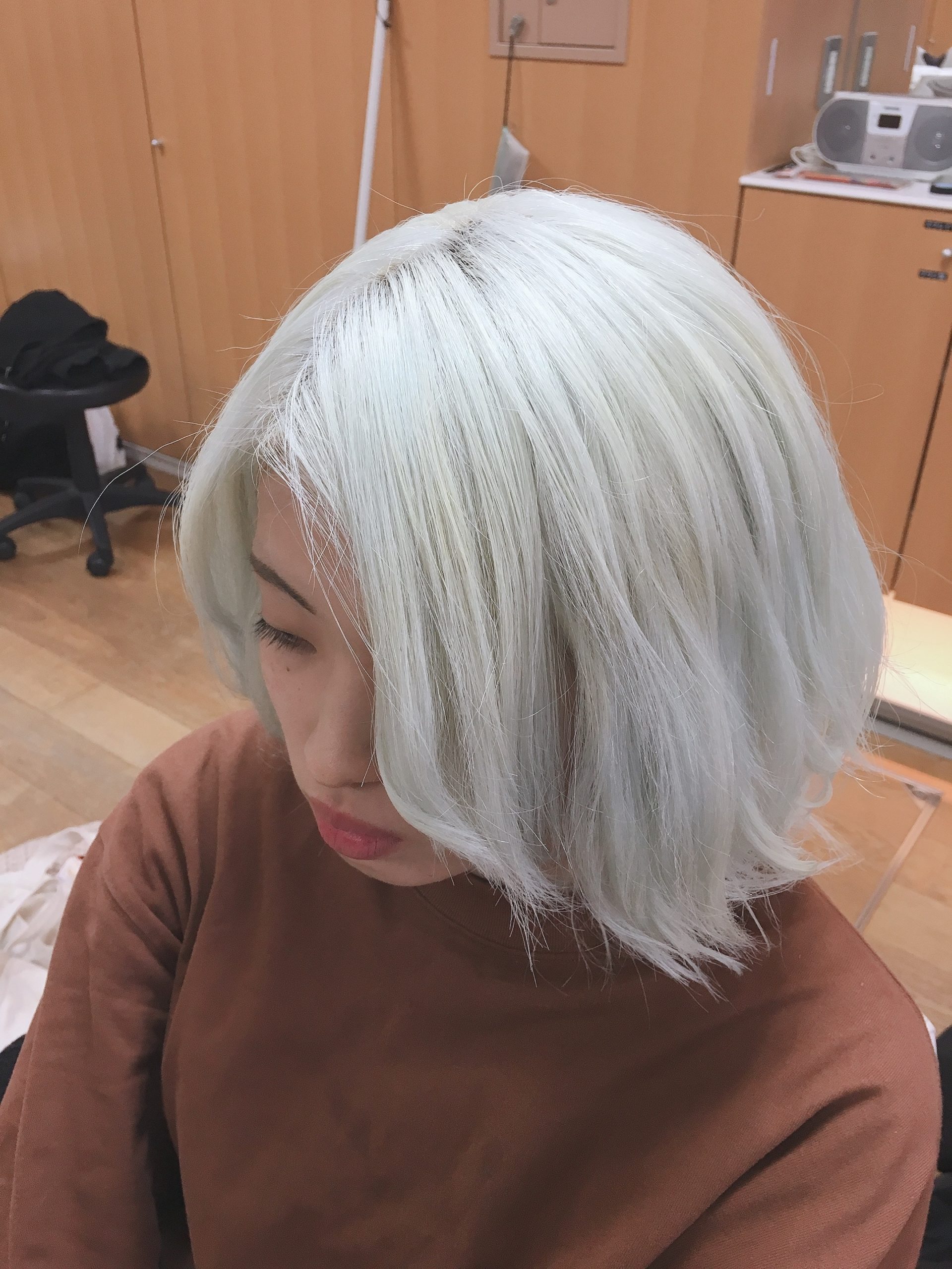 ブリーチ１回で髪を白くする方法 Mizaのヘアカタ